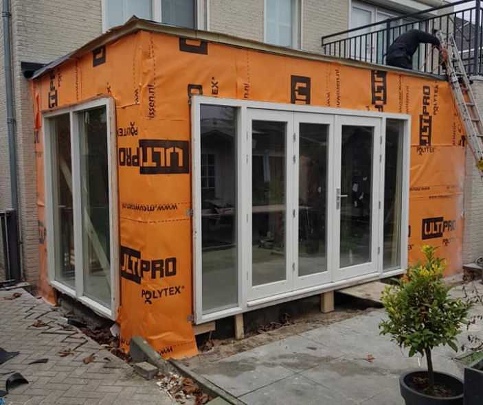 Uitbouw in aanmaak